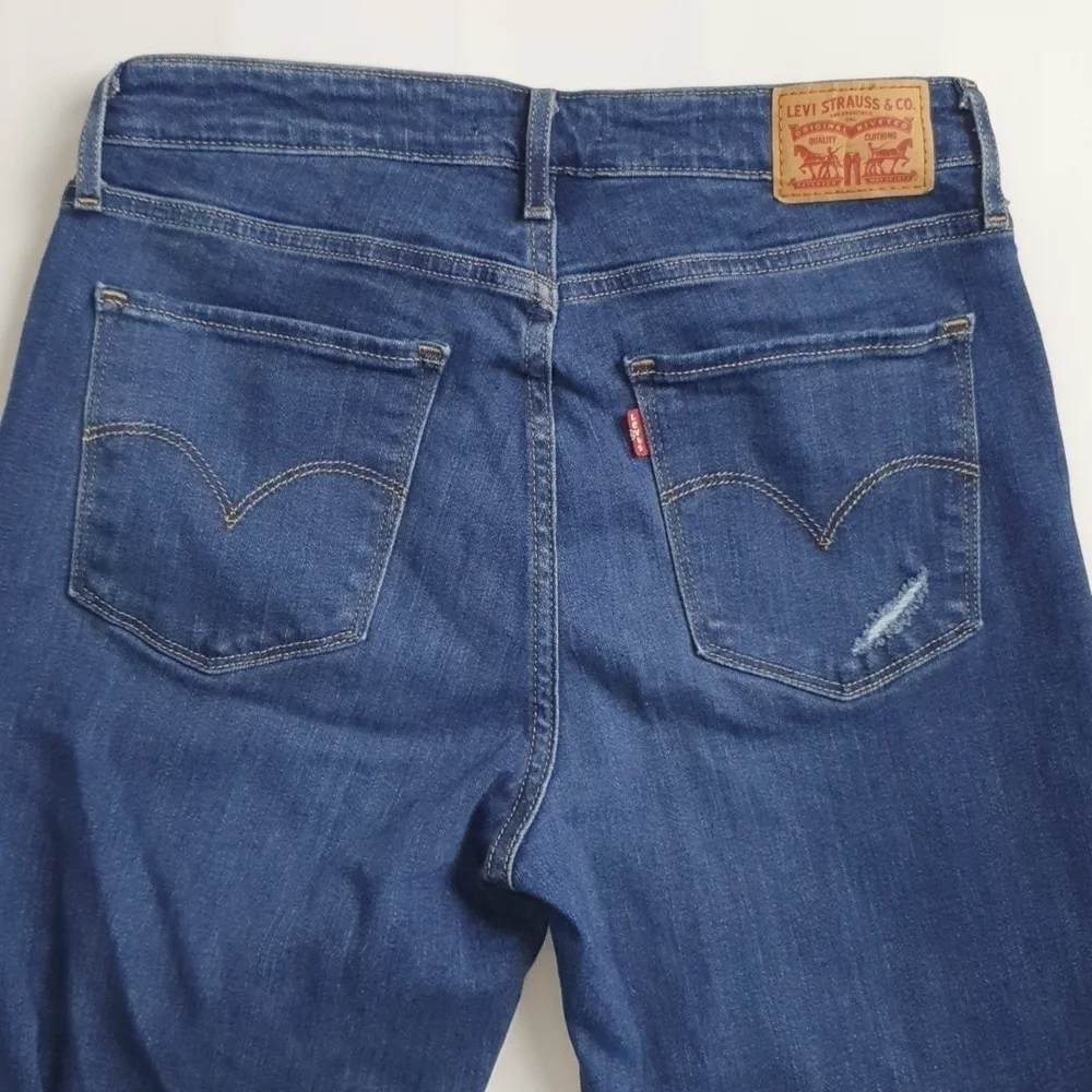 Levi's 721 High Rise Skinny Ankle Distressed Jeans - Picture 11 of 14